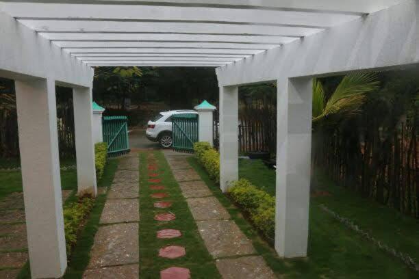 Villa Green Pearl à Devanahalli Extérieur photo
